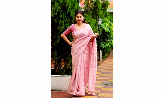 Soft Silk Saree with Allover Woven Slub for Women - Elegant Matka Silk Ethnic Wear