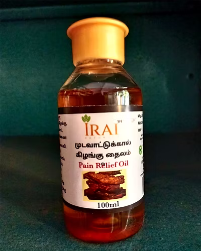 Irai Naturals Mudavattukal Kilangu Pain Relief Oil 100ml-MUK4