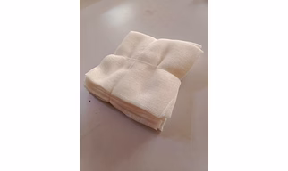 White Cotton Gauze Sponge 10x10 cm, 8, Rectangular