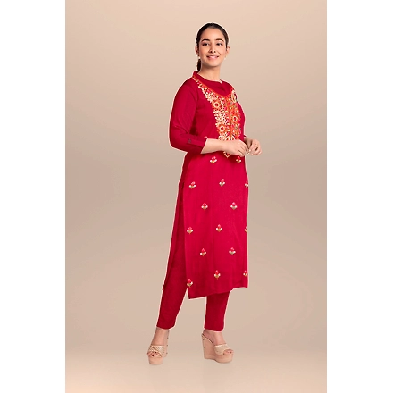 CASMIR WOMEN MAROON ZARI EMBROIDERY PASHMINA STOLE Combine UNSTITCHED SUIT &amp; SALWAR (NAAZ101)-MAROON-3