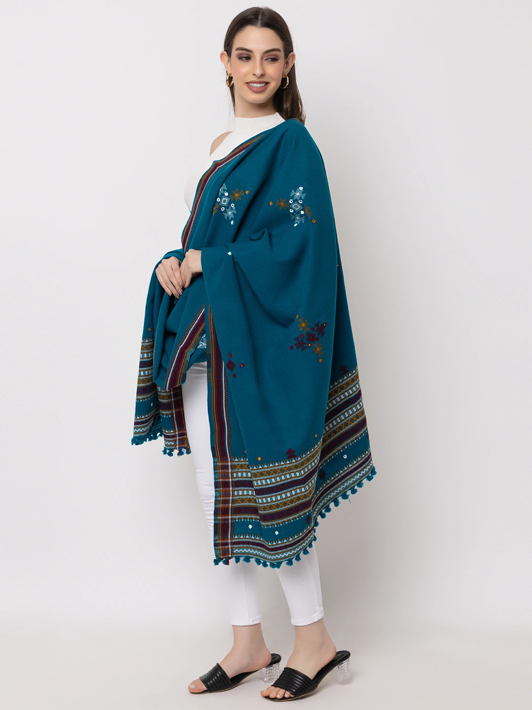 KUTCH  Hand Embroidery Mirror Work TEAL Woolen Shawl-2