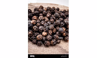 ORGANIC WHOLE BLACK PEPPER BOLD