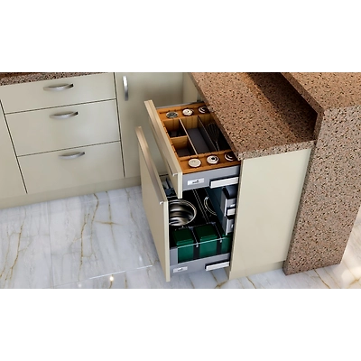 A Light Toned G Shaped Modular Kitchen With A Breakfast Counter-5