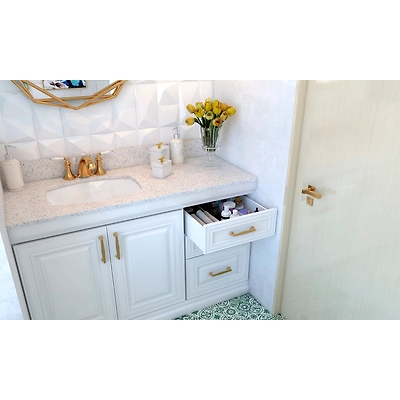 A Classic Take On A Modern Bathroom With Rich Green Walls And Gold Accents-1