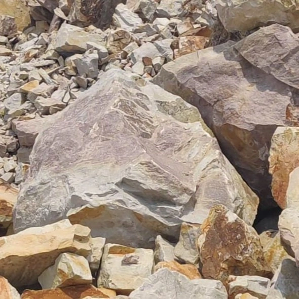 QUARTZITE LUMPS and BOULDERS-2