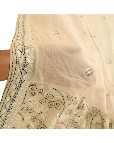 Sanskriti Vintage Dupatta Long Stole Pure Cotton Ivory Hand Embroidered Kantha DC-51745-Ivory-Thread Work-Pure Cotton-5