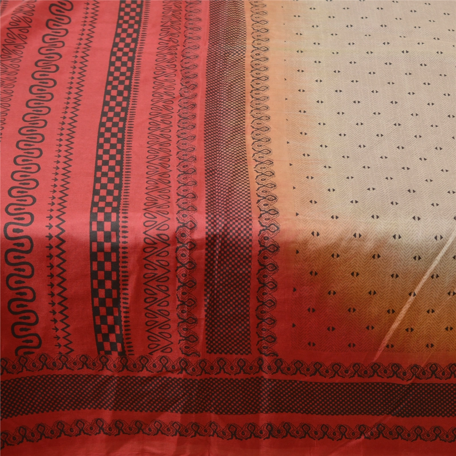 Sanskriti Vintage Sarees Cream &amp; Red Pure Silk Printed Sari Floral Craft Fabric, PR-62381-Pale-Cream &amp; Red-Pure Silk-3