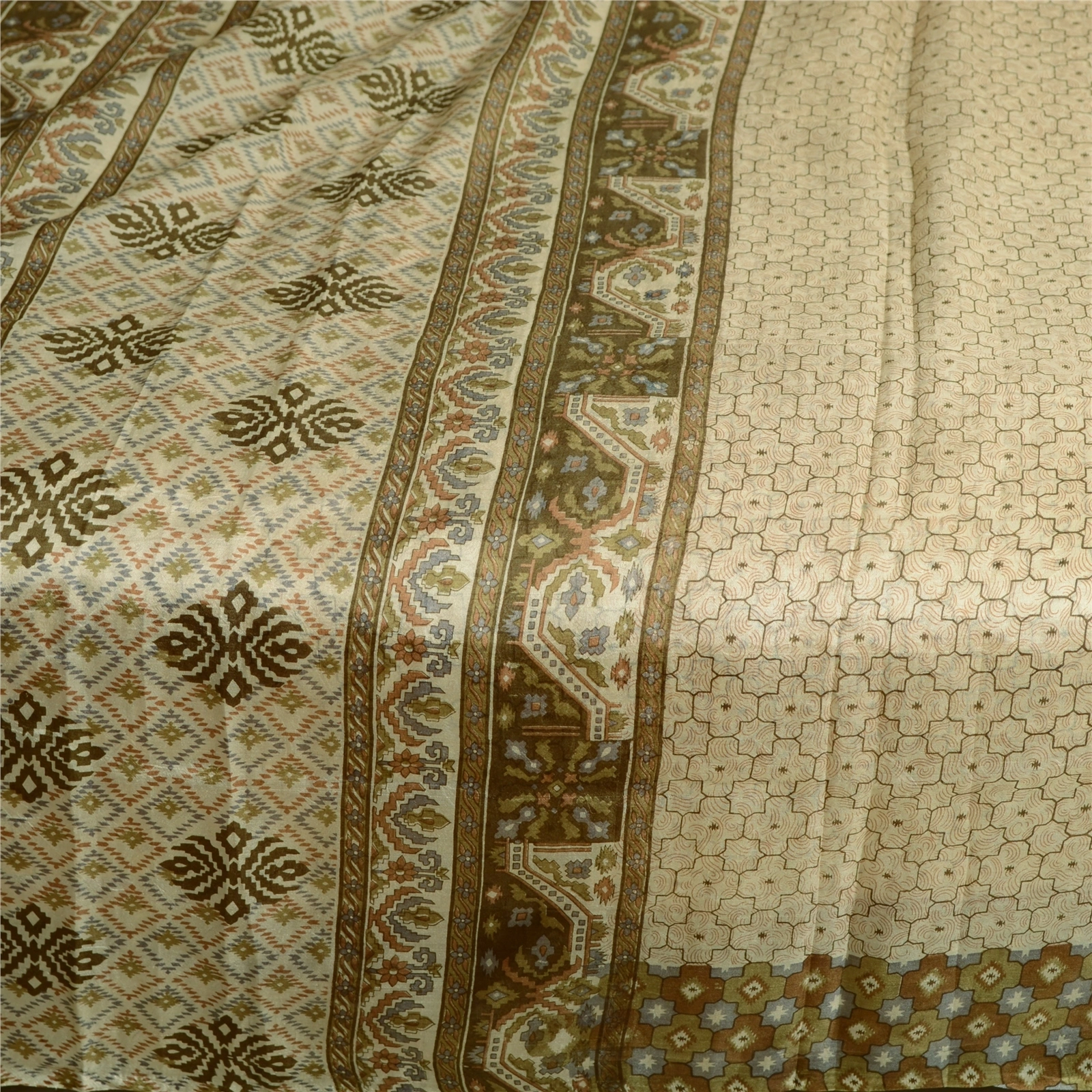 Sanskriti Vintage Sarees Ivory Indian Pure Silk Printed Sari Floral Craft Fabric, PR-63745-Ivory-Pure Silk-3