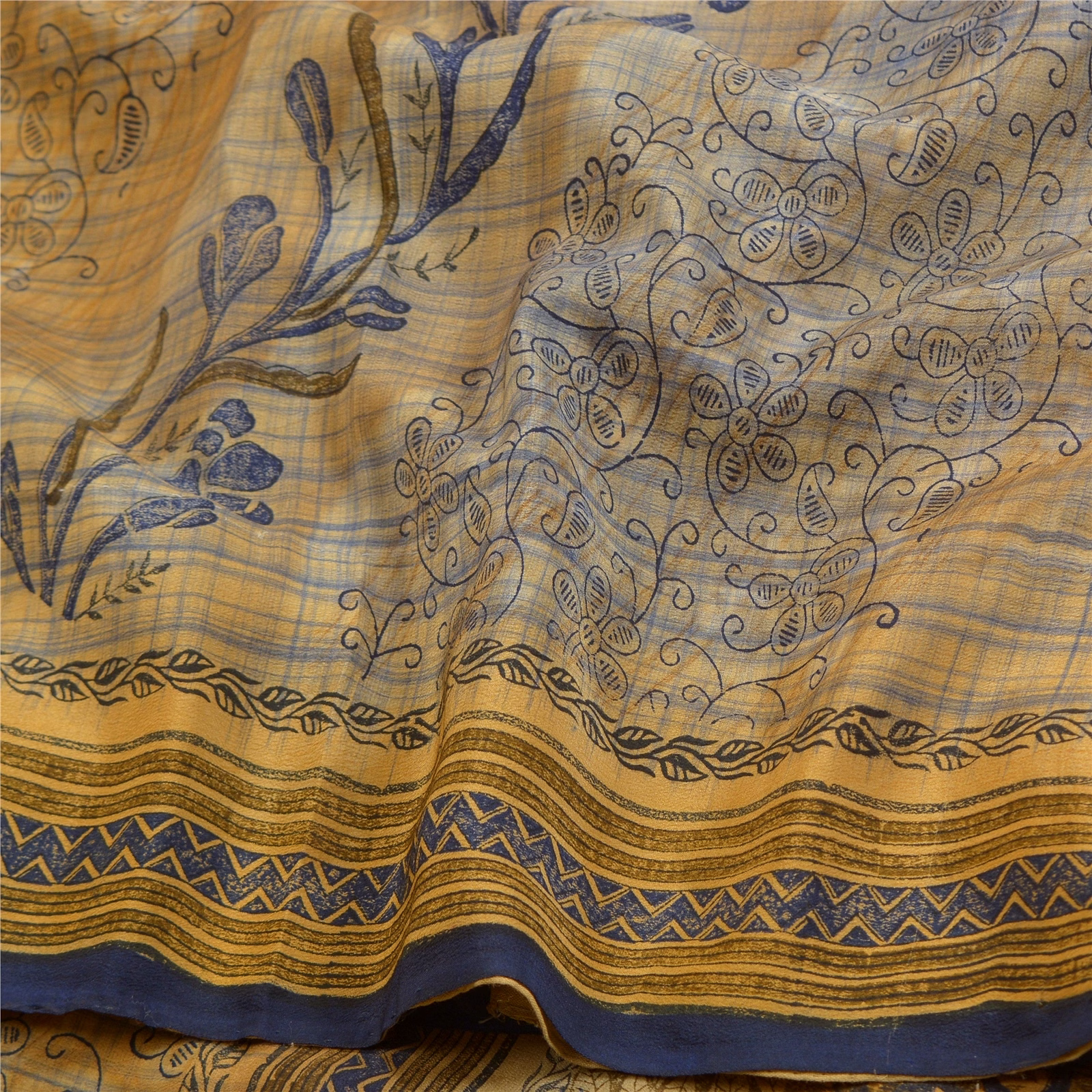 Sanskriti Vintage Sarees Green Indian Pure Crepe Silk Printed Sari Craft Fabric, PRC-18292 image 6