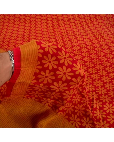 Sanskriti Vintage Sarees Red Pure Crepe Silk Printed Sari Floral Craft Fabric, PRC-19590-Red-Printed Floral Design-Pure Crepe Silk-3