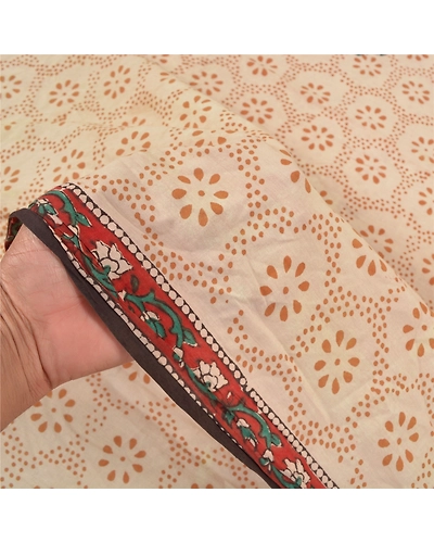 Sanskriti Vintage Ivory Sarees 100% Pure Cotton Kalamkari Premium Sari Fabric, PS-58636-Ivory-Handmade Kalamkari Work-100% Pure Cotton-4