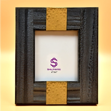 SHILPWARE Resin with Brass Hammered Photo Frame || Wall hangings-Cream-4 x 4 Inch-7