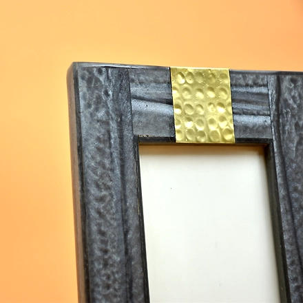 SHILPWARE Resin with Brass Hammered Photo Frame || Wall hangings-Cream-4 x 4 Inch-11