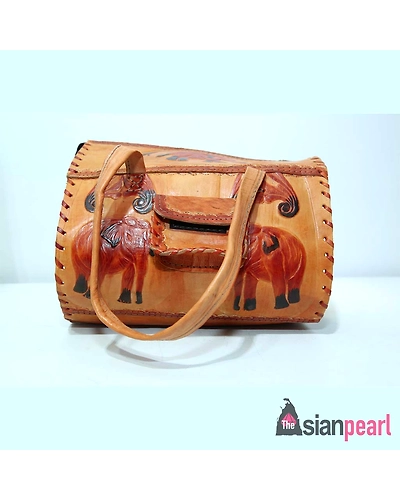 HANDMADE LEATHER EMBOSSED TRAVELLING BAG-APB000001