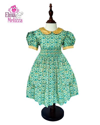 Emerald Daisy Bloom Dress: Hand-Smocked Golden Rose Whimsy for Your Little Princess's Joyful Celebrations-EM0809D30