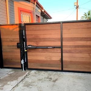 Metallic/Wooden Frame Garage Door