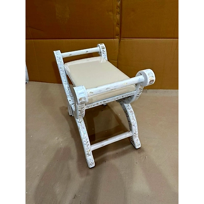 Roman Chair-3