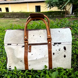 cowhide duffel bag, holdalls travel bag, hand carry leather bag for women/ men, boys & girls trip bag, gym luggage bag, shoulder duffle bag