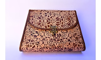 hand made all types leathers bags