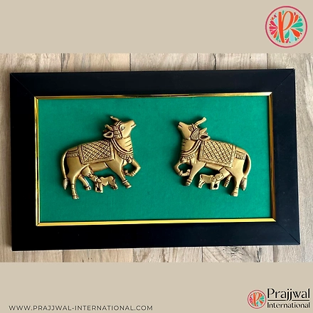 Brass Cow &amp; Calf Wall Hanging Frame-12680799