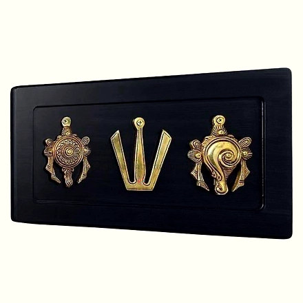 Brass Vishnu Symbols Wall Hanging – Shankh, Chakra, Namo in Wooden Frame-2