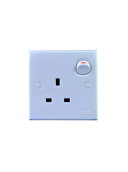 13A Switched Socket