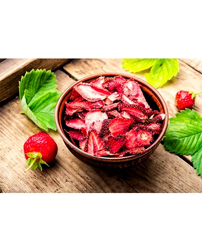 DRIED STRAWBERRY-12336564