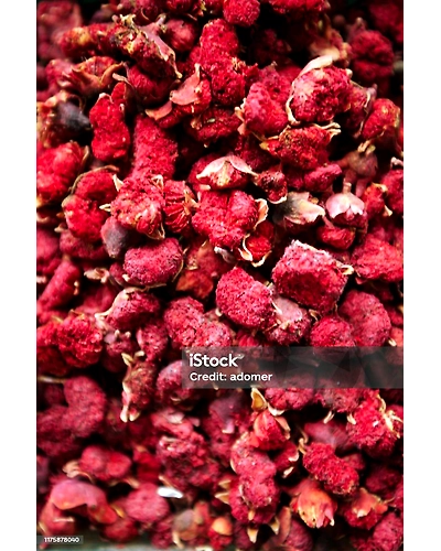 DRIED POMEGRANATE-12336806