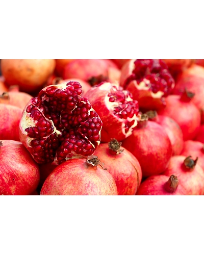 POMEGRANATES-12337794