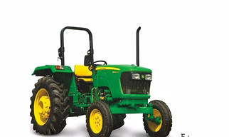 8 F + 4 R 5042 D John Deere Tractor, 2 WD