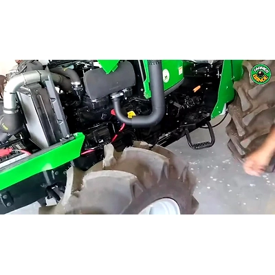 Agrolux 50 4WD Deutz Fahr Tractor, 46-50 HP-3