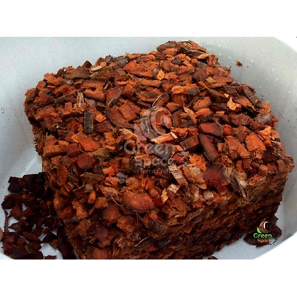 4.5kg Coco 2s Husk Chips Block-4