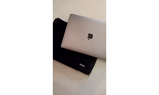 Laptop Sleeve (MacBook Pro)