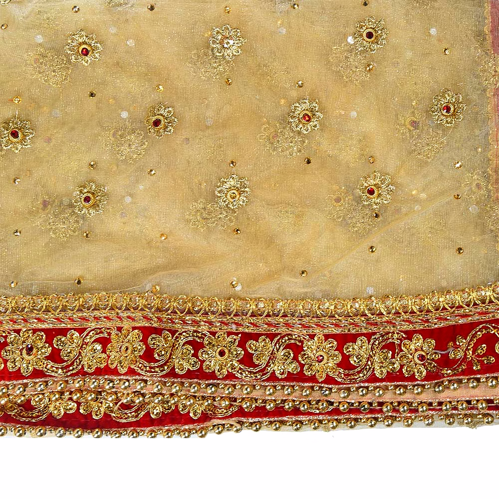 Gold Chunri with Red Border image 5
