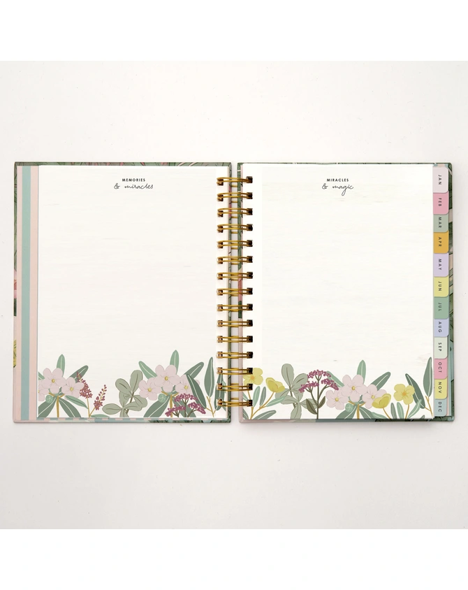 2022 Cute ft. Cubo Wire-O Bound Annual Planner-5