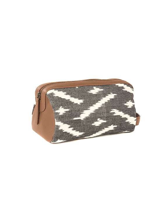 Fuchsia Toilet Bag (Printed Grey)-1