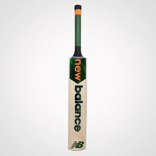 New Balance DC 370+ Kashmir Willow Cricket Bat