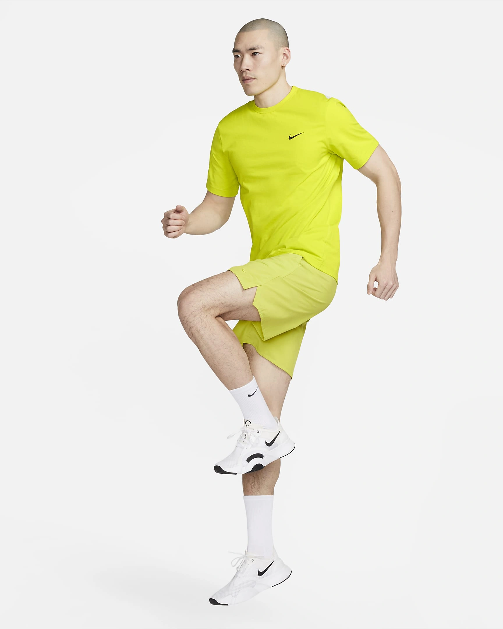 Nike DV9832-097 Men Dri-FIT UV Hyverse Short-Sleeve Fitness Top | Total ...