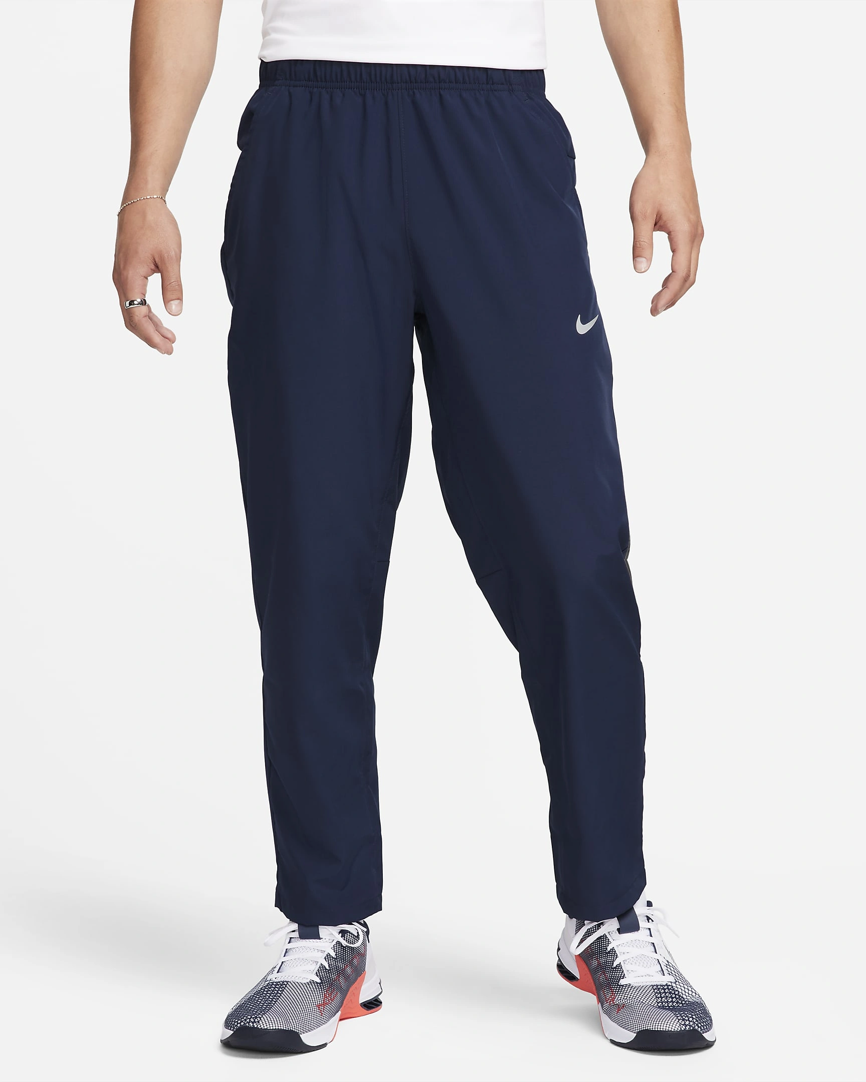 Nike Form Men's Dri-FIT Open-Hem Trousers - Lightweight &amp; Breathable for Everyday Wear &amp; Athletic Activities-M-451-1