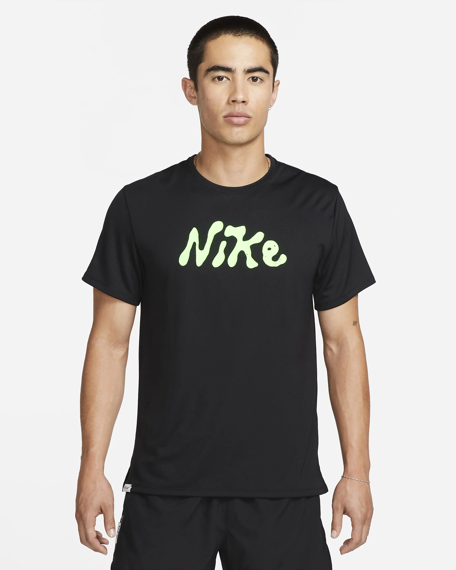 Nike Dri-FIT UV Miler Studio '72 Men's Short-Sleeve Running Top - Breathable &amp; Sun-Protective for Warm-Weather Runs-010-L-1