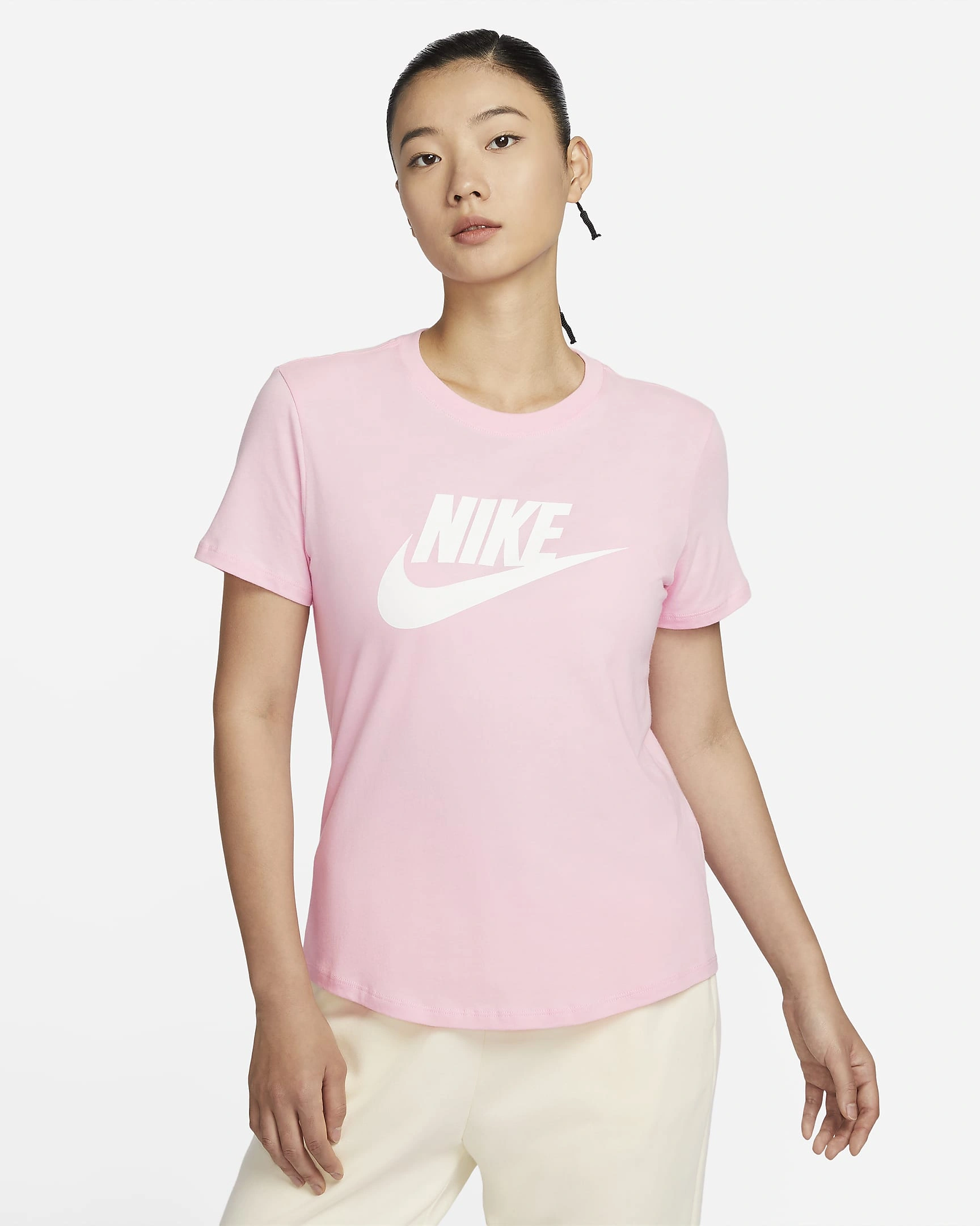 Nike Women's Sportswear Essentials Logo T-Shirt - Stylish and Comfortable Casual Wear for Active Women-L-691-1