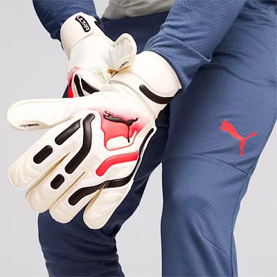 Puma ULTRA Match Protect RC Goalkeeper Gloves: Professional-Grade Protection and Grip for Match-Winning Saves-01-9-5