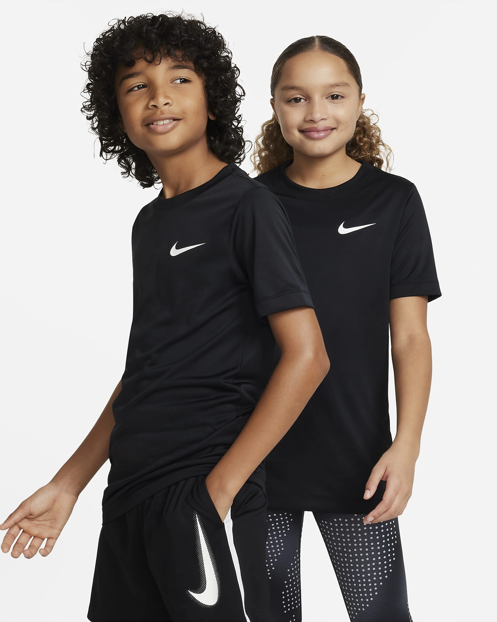 Nike Dri-FIT Legend Older Kids' Training T-Shirt: Breathable Performance Wear-Black-L-1