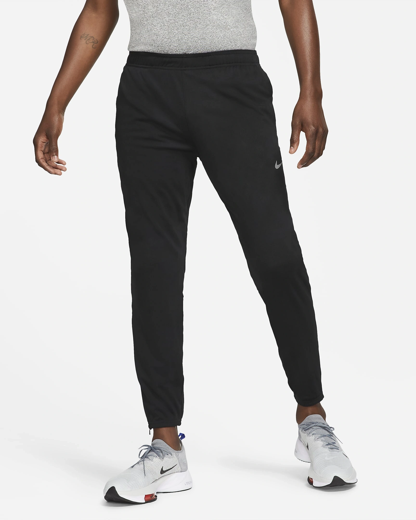 Nike Dri-FIT Challenger Men's Knit Running Pants - Lightweight &amp; Breathable for Enhanced Performance-40746