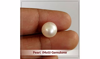 Pearl (Moti) Gemstone