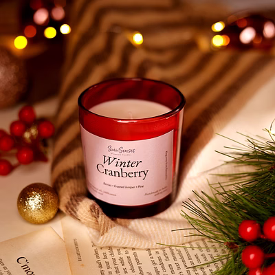 smiisenses stella winter cranberry candle
