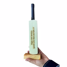 qarzun personalized wood miniature bat 12" show piece & gift purpose souvenir bat (they can't be used for paying cricket)