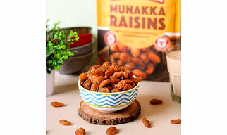 Munakka  ( Large Brown Raisins with Seeds )