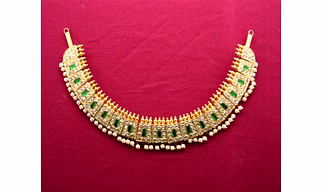Necklace ( poothalli )