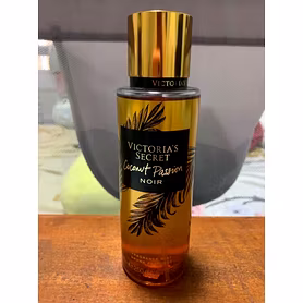 Victoria’s Secret-Coconut Passion Noir